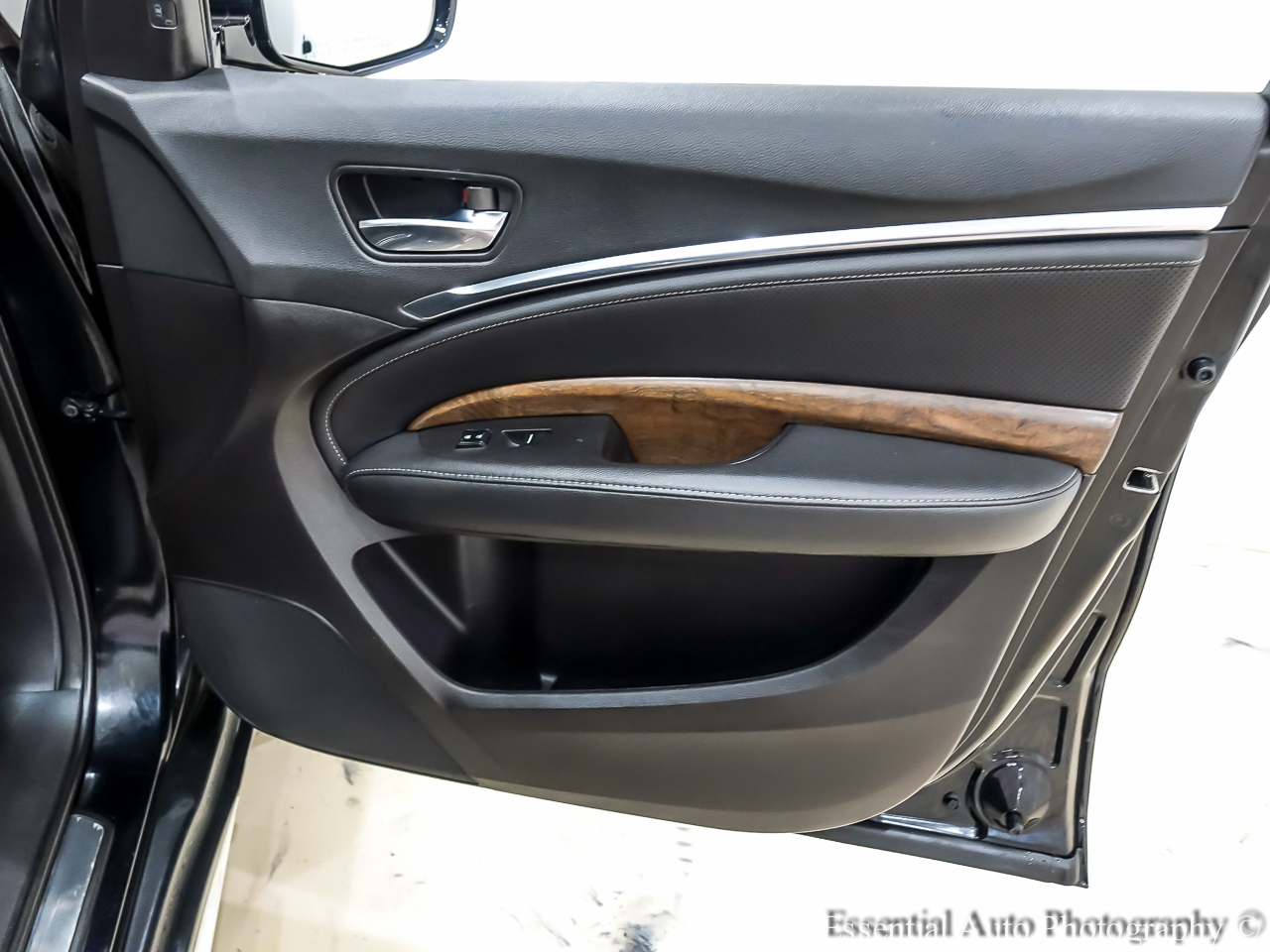 Acura MDX SH-AWD 9-Spd AT w/Tech Package 2020