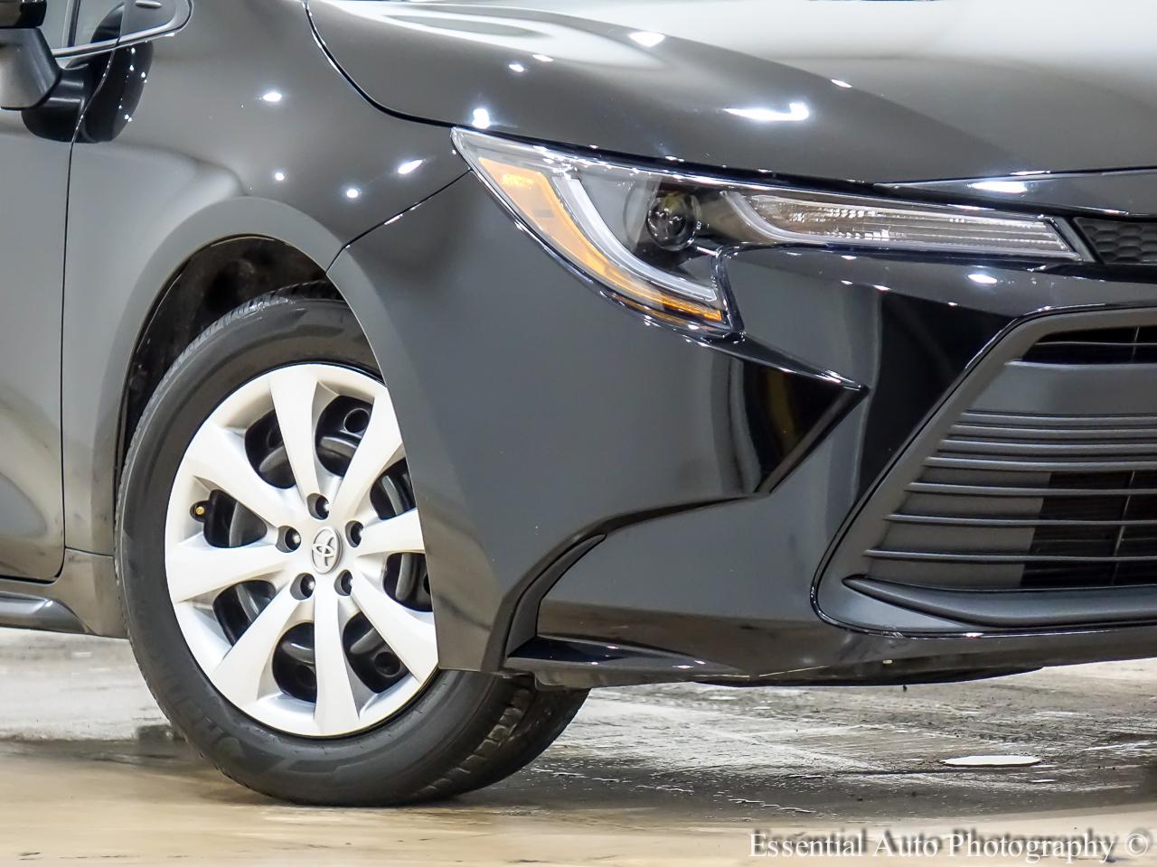 Toyota Corolla LE 2024