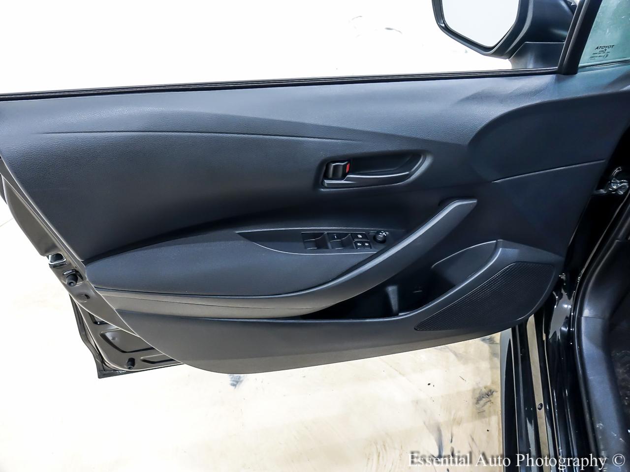 Toyota Corolla LE 2024