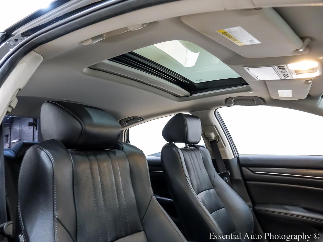 Honda Accord Touring 2.0T 2020