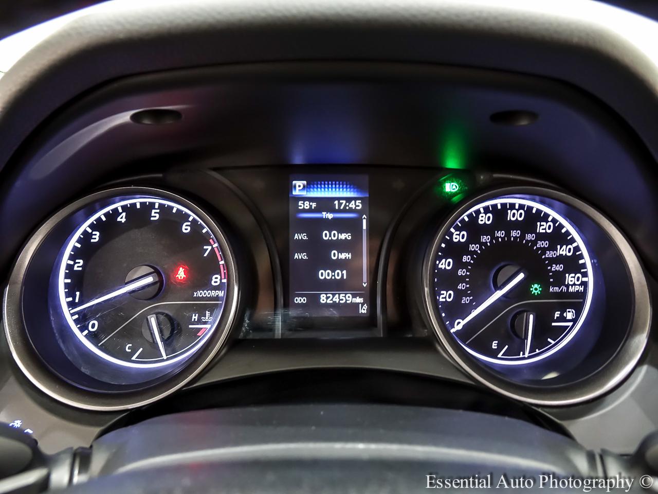 Toyota Camry SE 2021