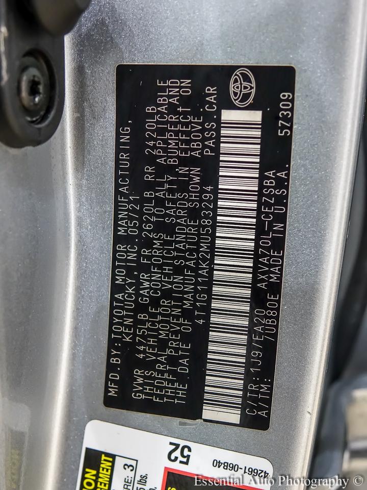 Toyota Camry SE 2021