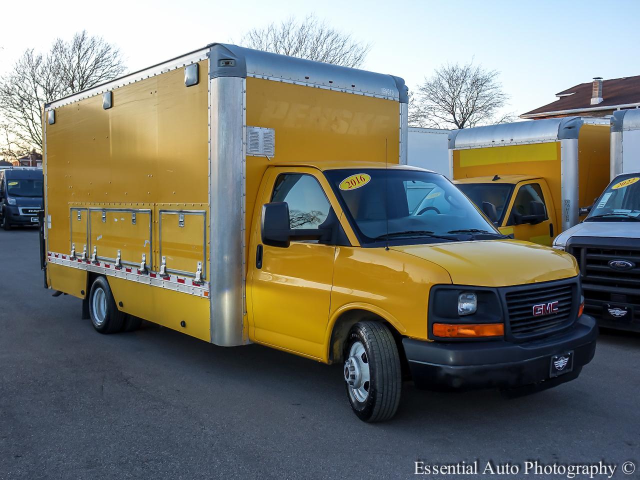 GMC Savana G3500 177 in. 2016