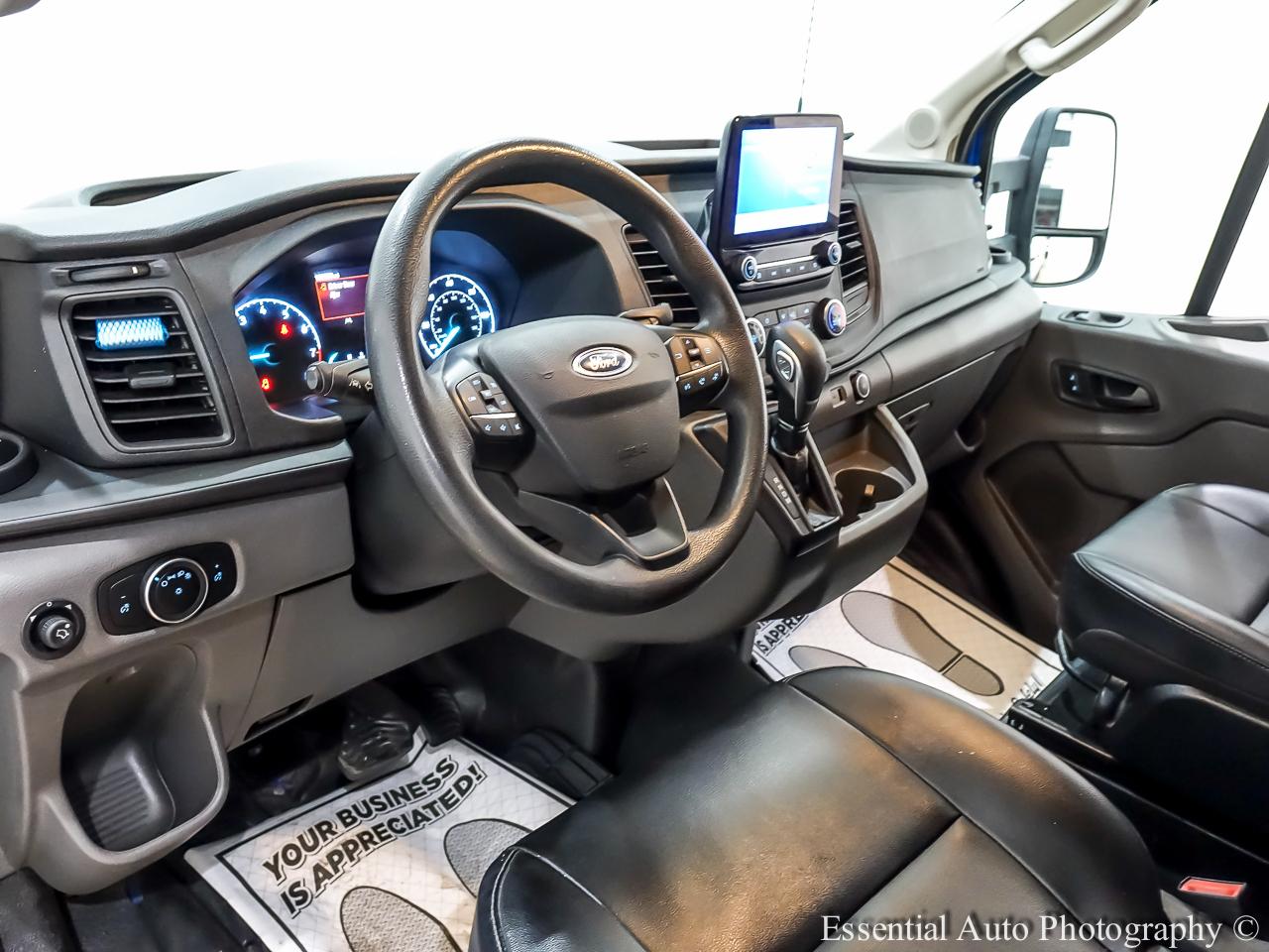 Ford Transit 250 Van Med. Roof w/Sliding Pass. 130-in. WB 2020