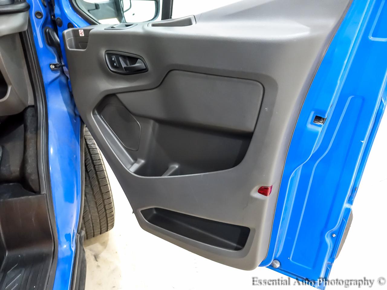 Ford Transit 250 Van Med. Roof w/Sliding Pass. 130-in. WB 2020