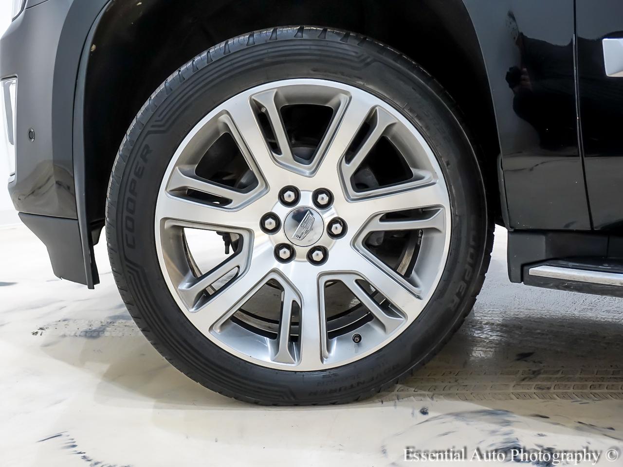 Cadillac Escalade Luxury 4WD 2018