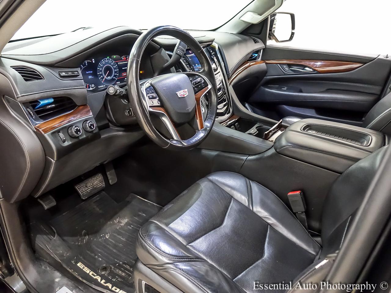 Cadillac Escalade Luxury 4WD 2018