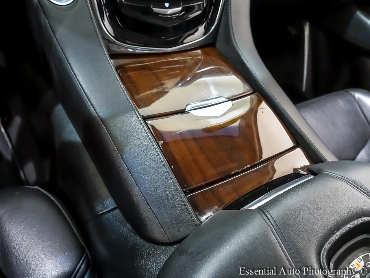 Cadillac Escalade Luxury 4WD 2018