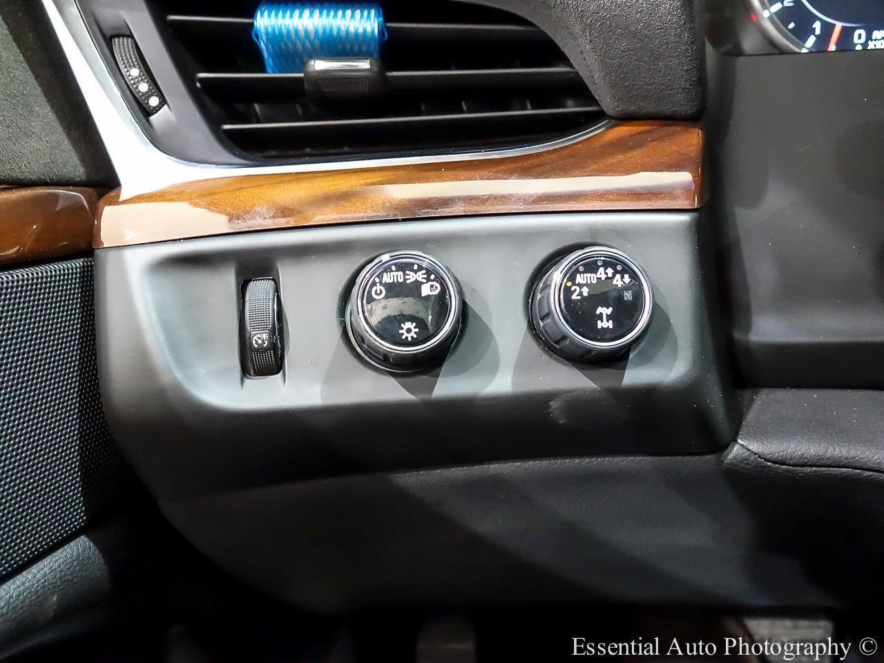 Cadillac Escalade Luxury 4WD 2018