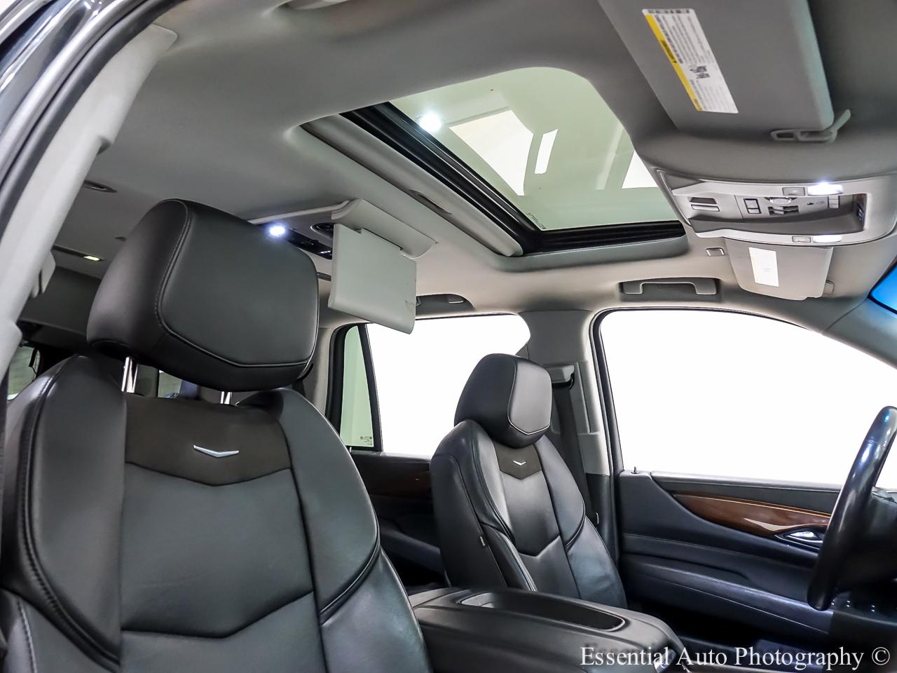 Cadillac Escalade Luxury 4WD 2018