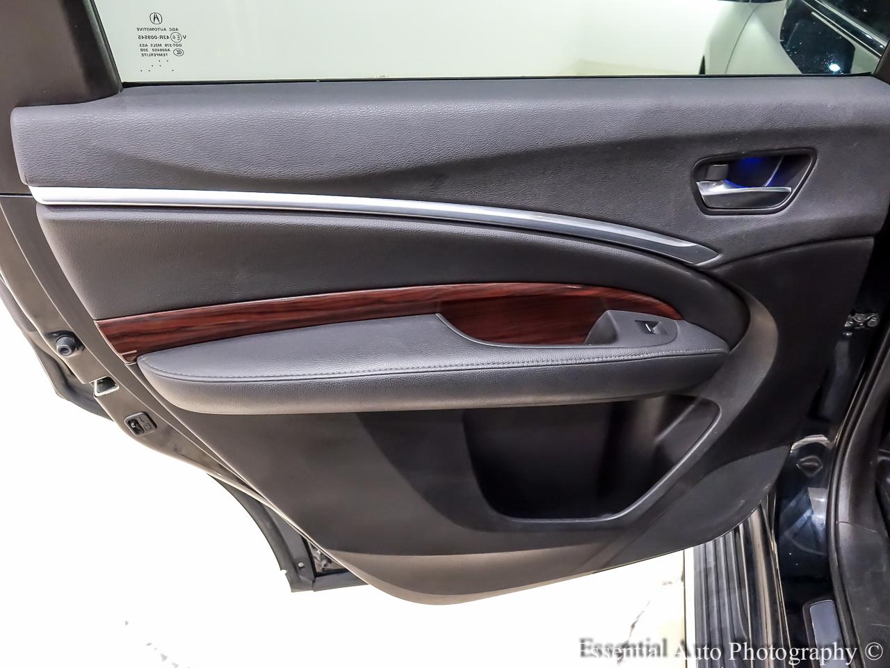 Acura MDX SH-AWD 6-Spd AT w/Tech Package 2014