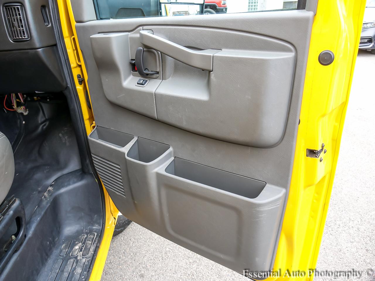 GMC Savana G3500 177 in. 2021