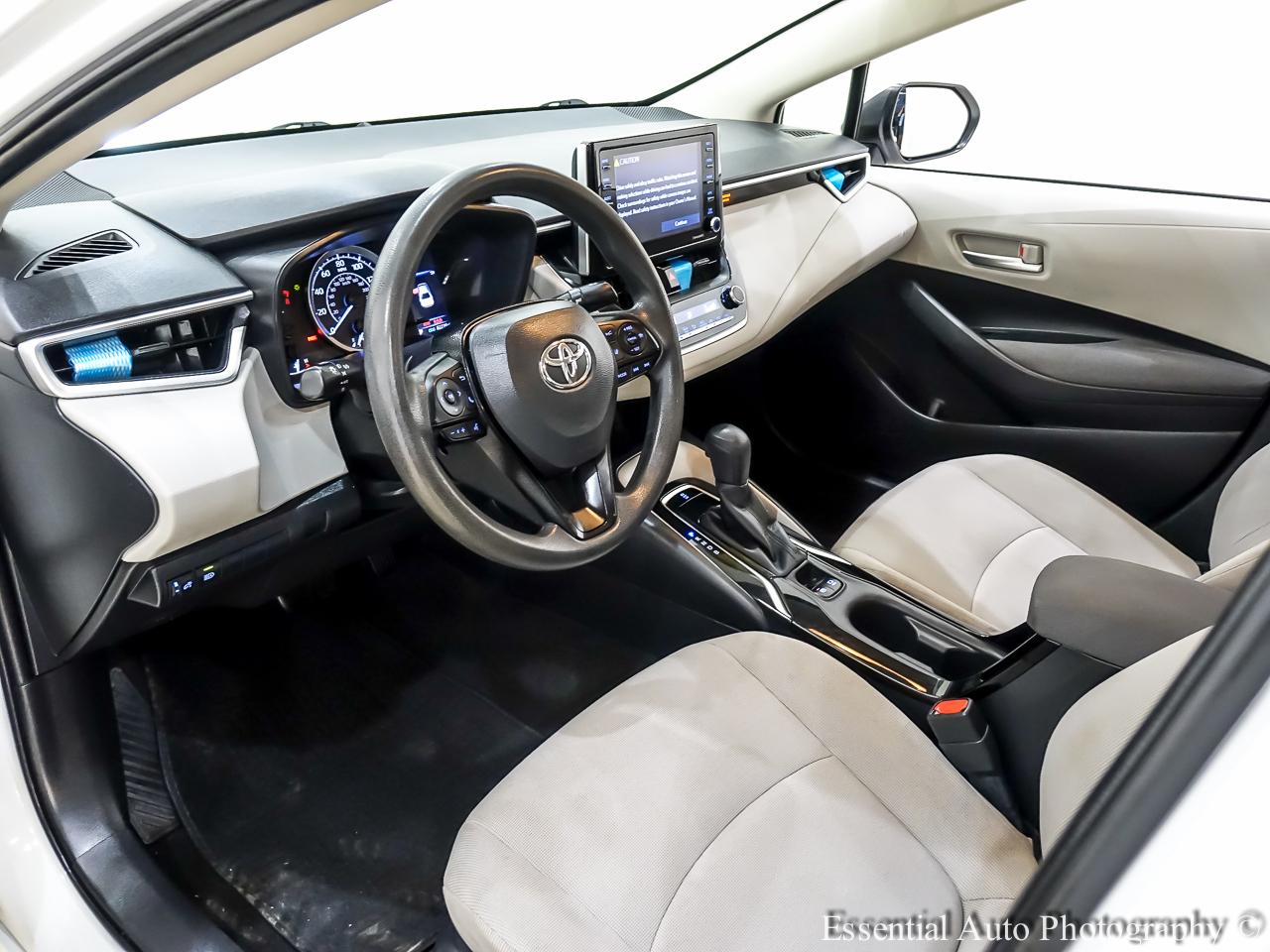 Toyota Corolla LE 2021