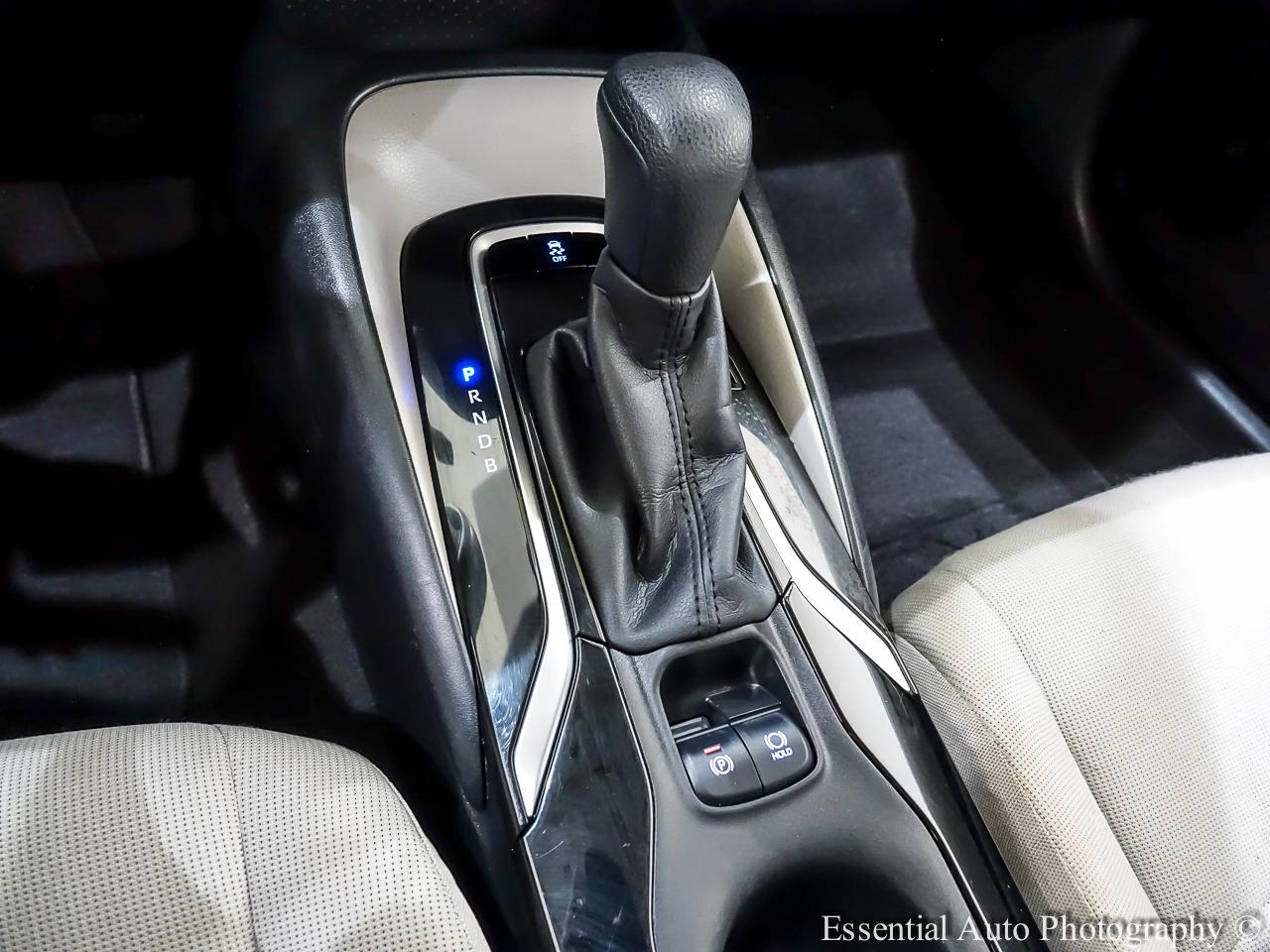 Toyota Corolla LE 2021