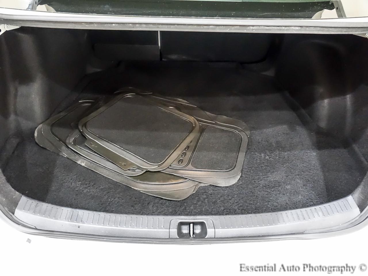 Toyota Corolla LE 2021