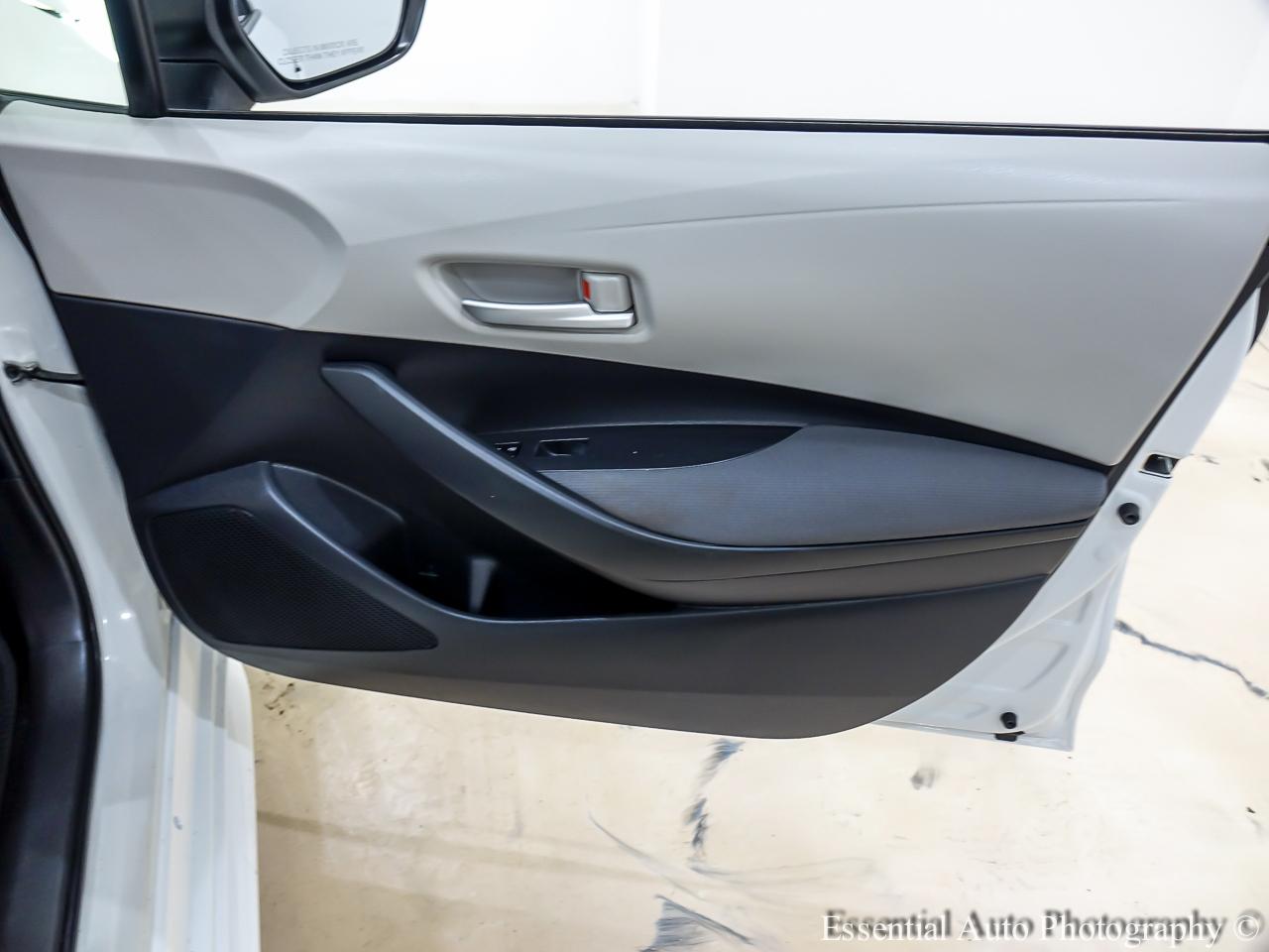 Toyota Corolla LE 2021