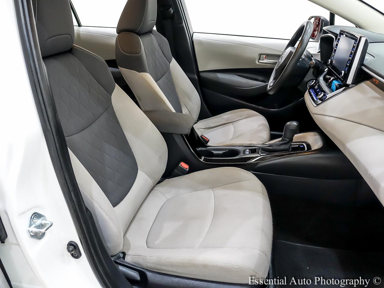 Toyota Corolla LE 2021