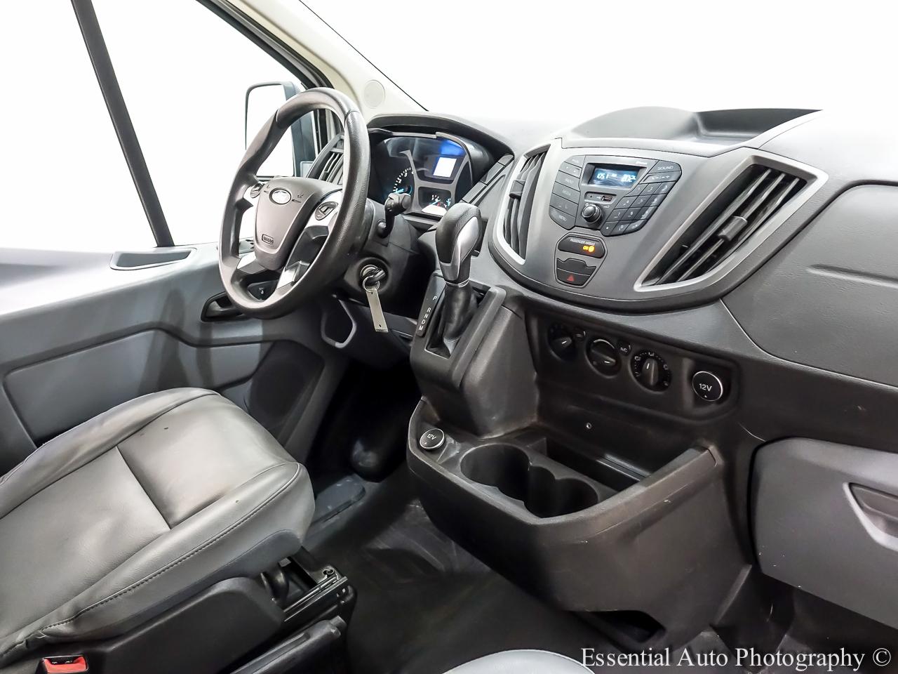 Ford Transit 150 Van Low Roof w/Sliding Pass. 130-in. WB 2019