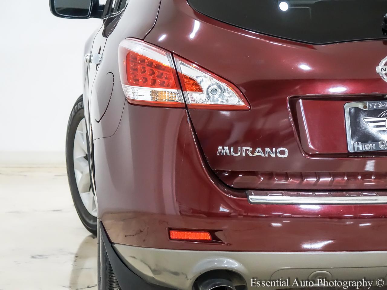 Nissan Murano SV AWD 2011