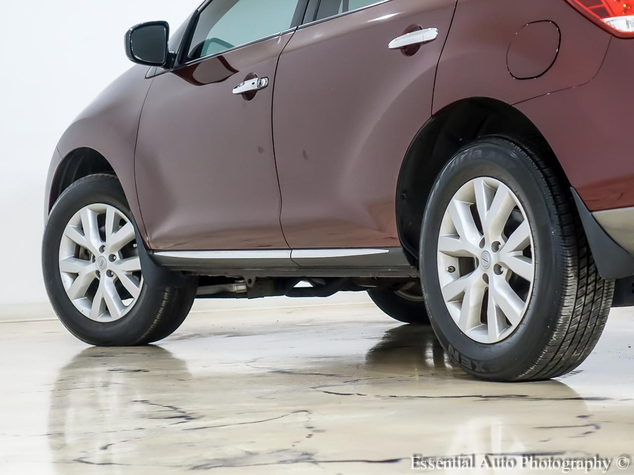 Nissan Murano SV AWD 2011