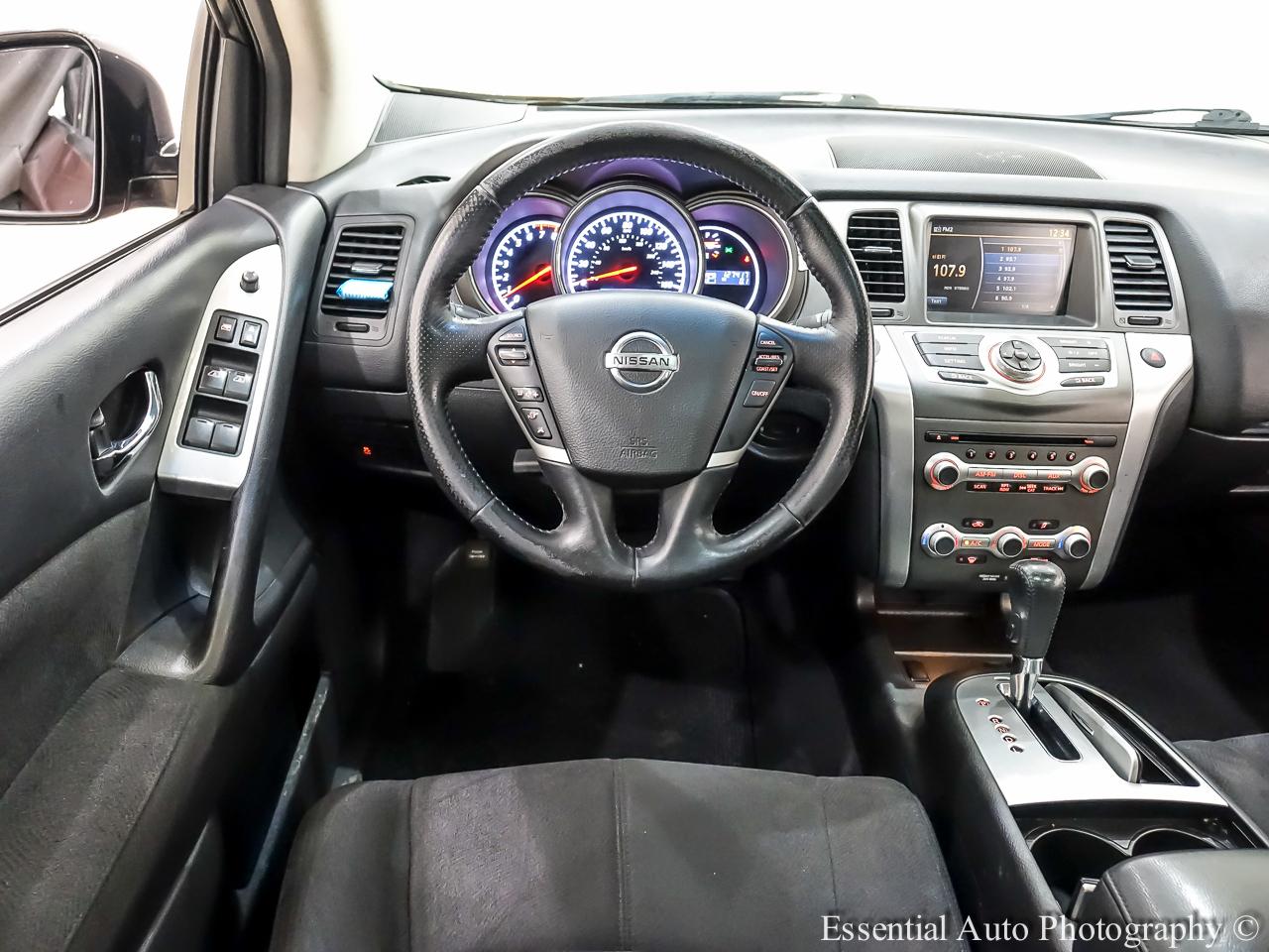 Nissan Murano SV AWD 2011