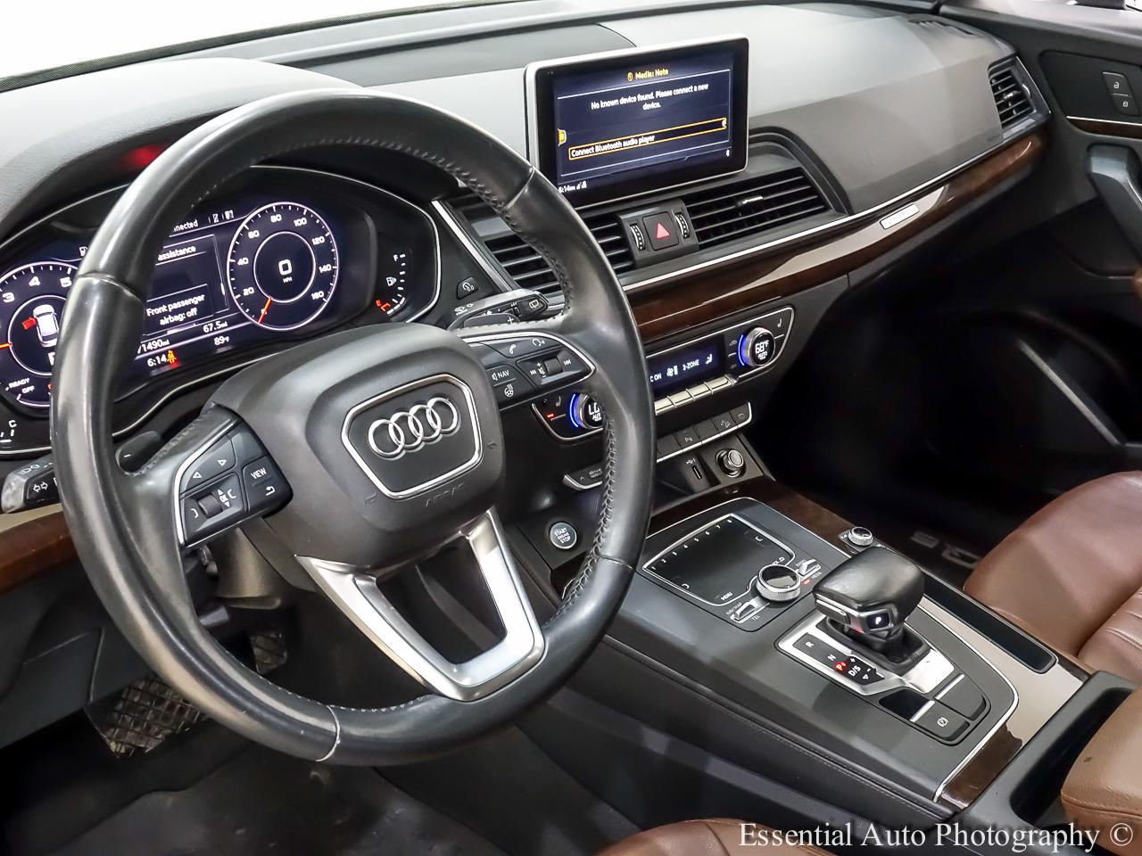 Audi Q5 2.0T Premium Plus quattro 2020