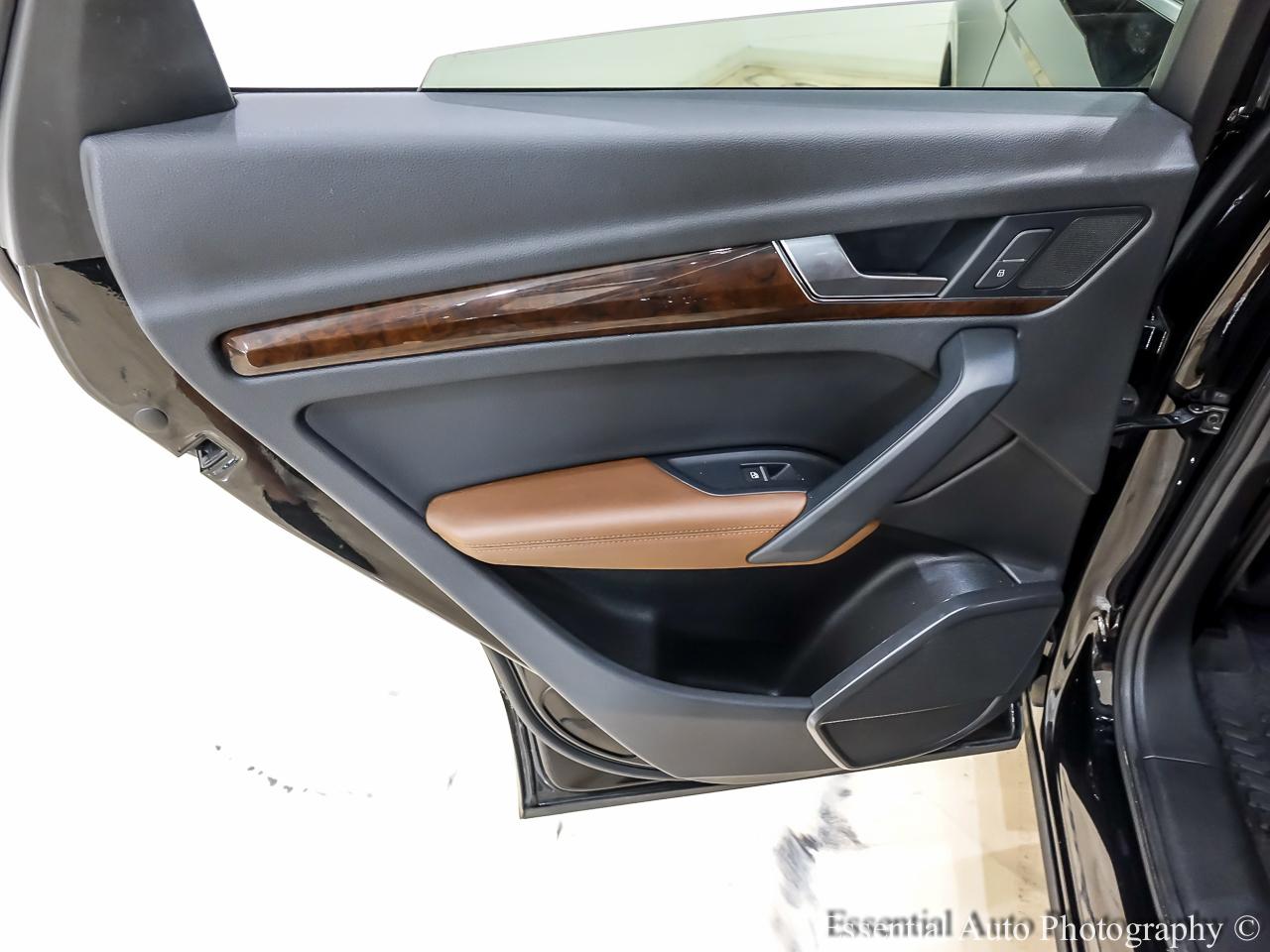 Audi Q5 2.0T Premium Plus quattro 2020