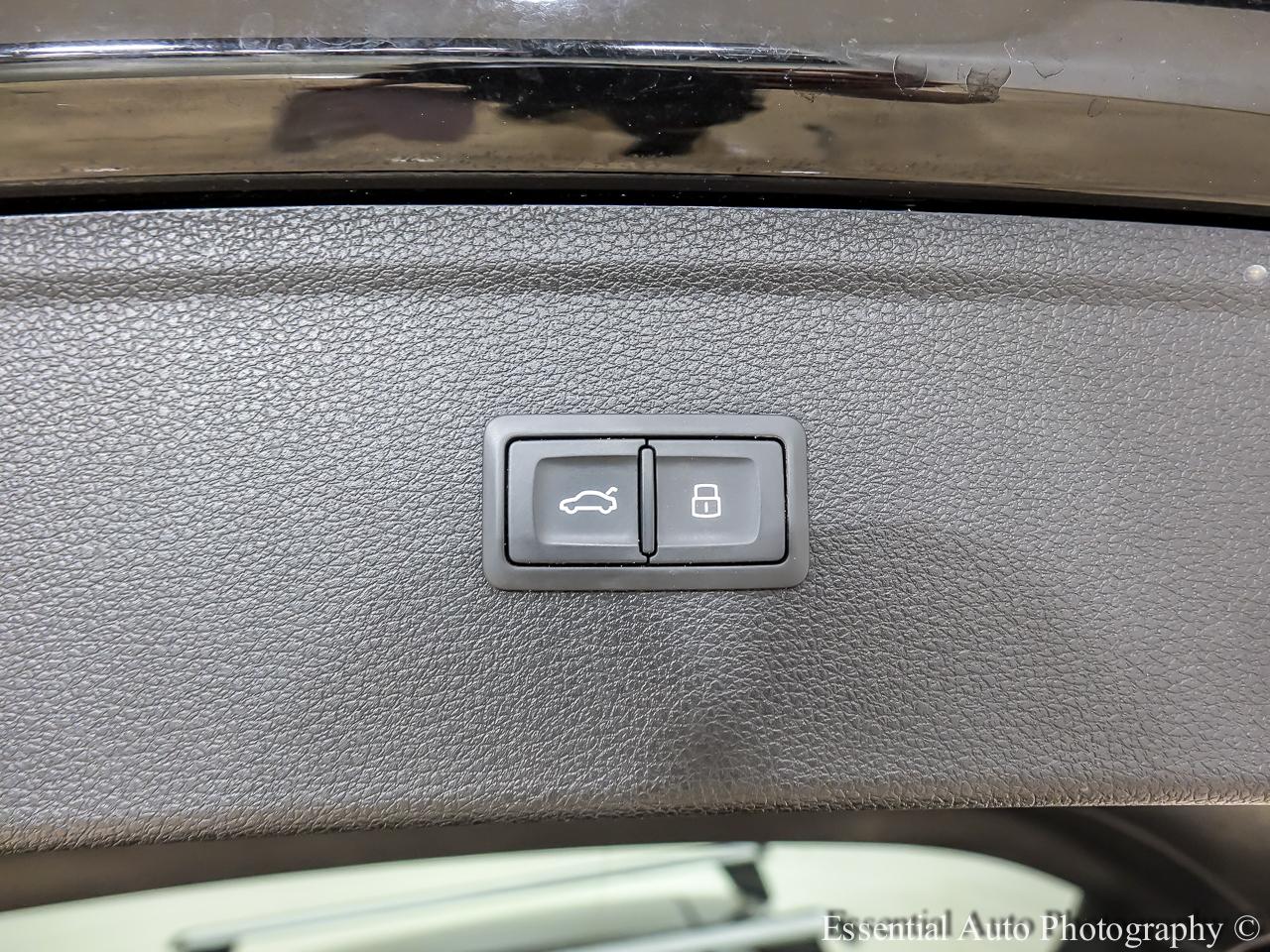 Audi Q5 2.0T Premium Plus quattro 2020