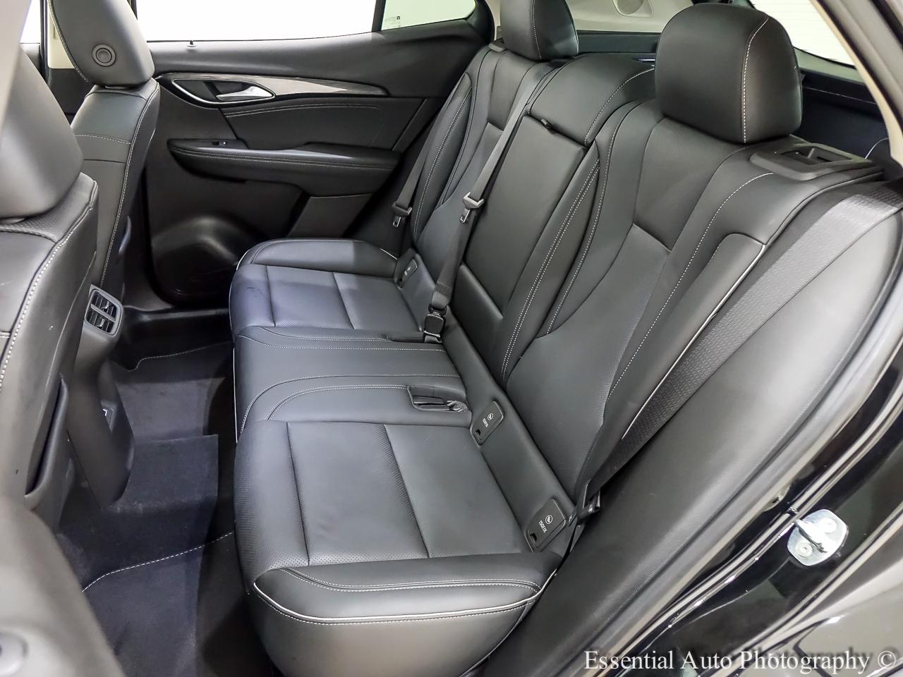 Buick Envision Essense AWD 2022