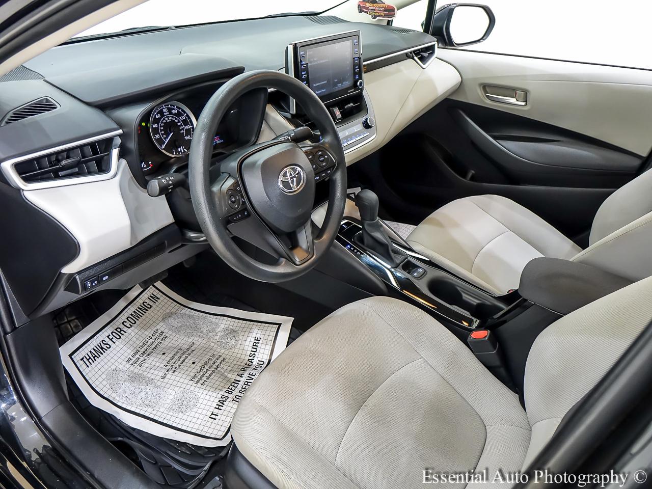 Toyota Corolla LE 2021