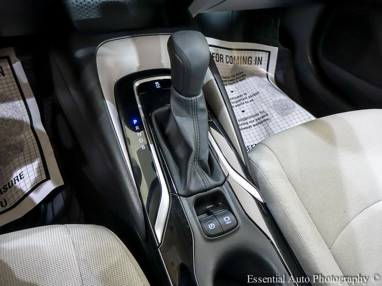Toyota Corolla LE 2021