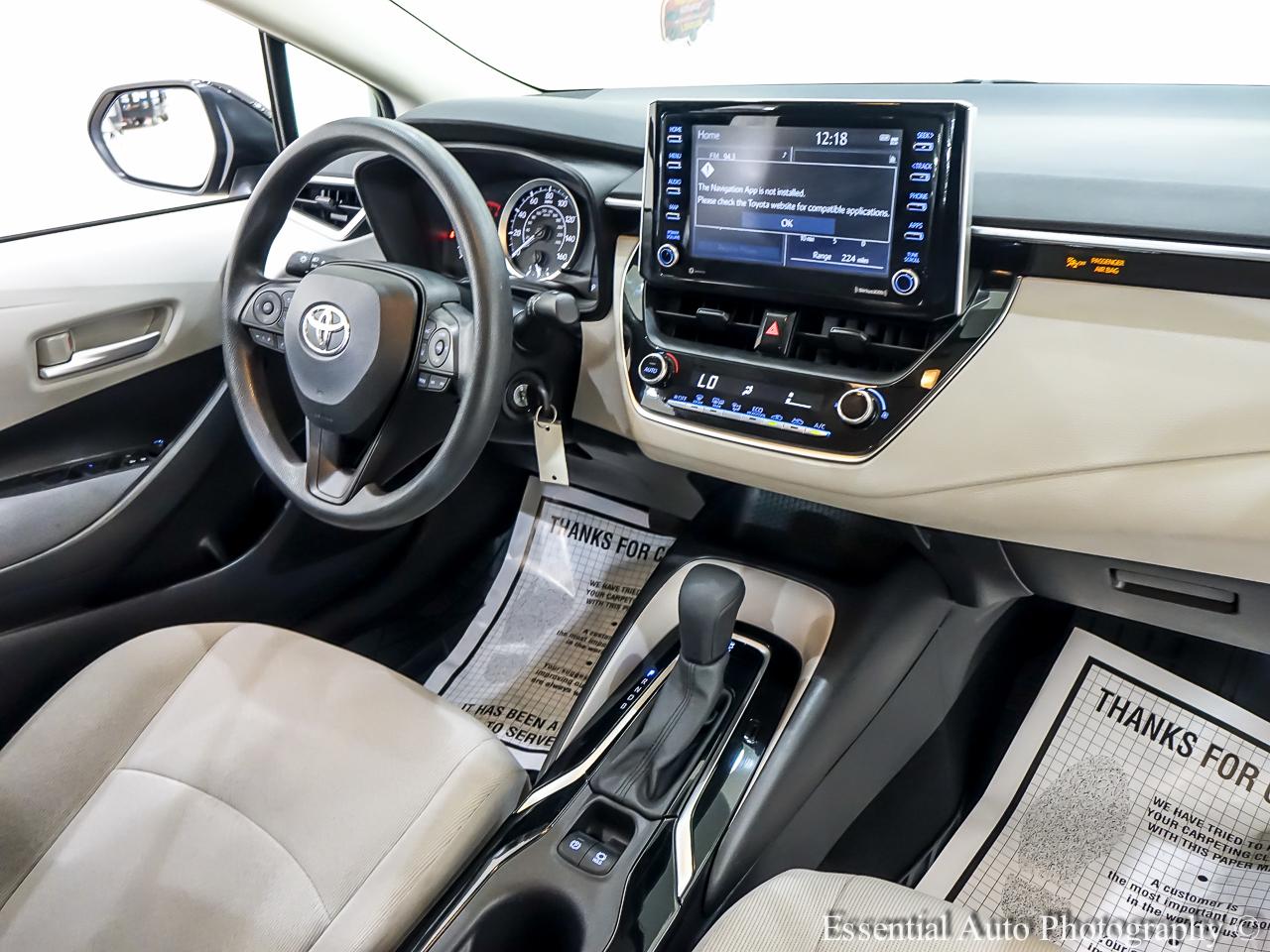 Toyota Corolla LE 2021