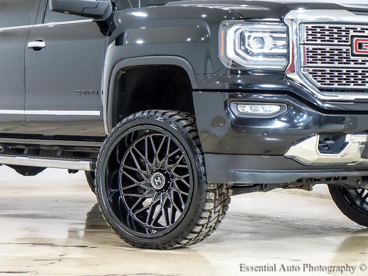 GMC Sierra 1500 Denali Crew Cab Long Box 4WD 2018