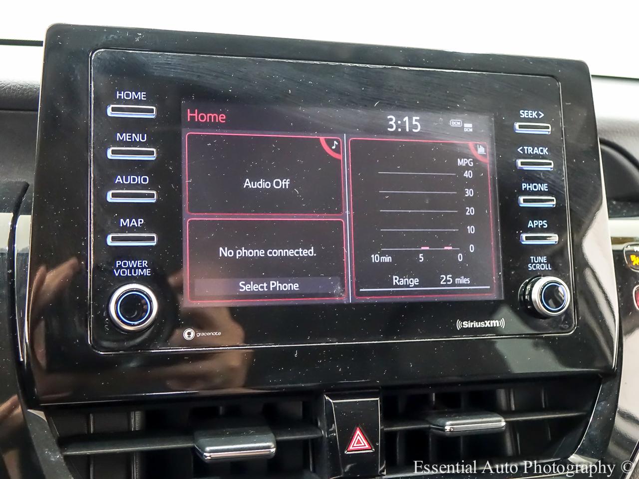 Toyota Camry SE 2021
