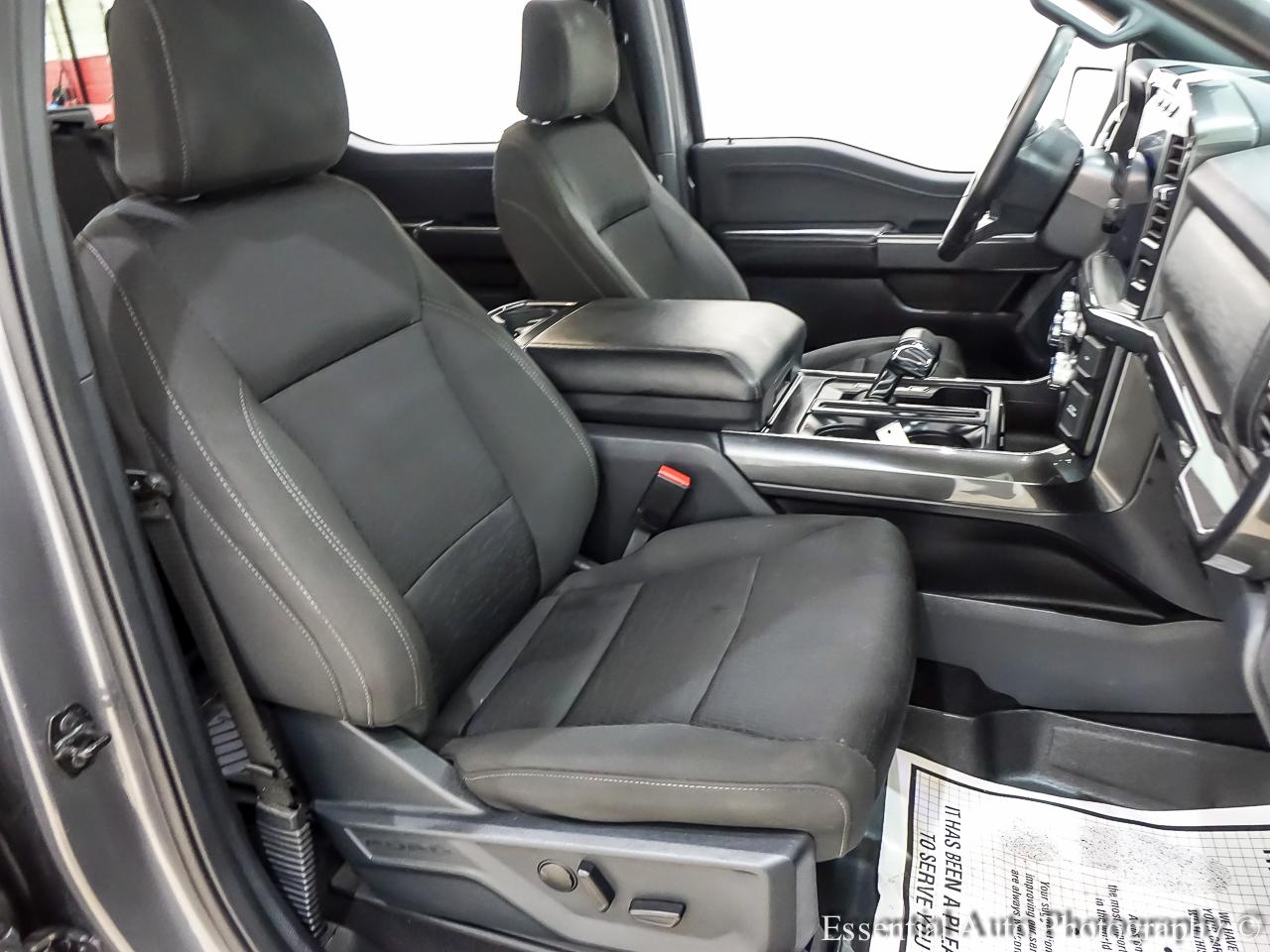 Ford F-150 XLT SuperCrew 4WD 2023