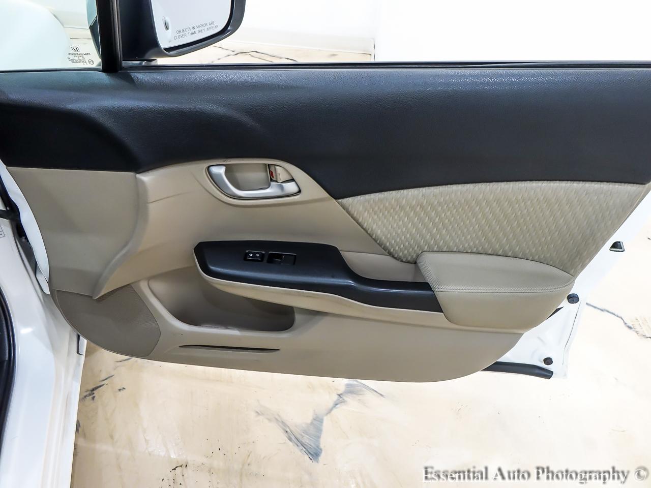 Honda Civic LX Sedan CVT 2014