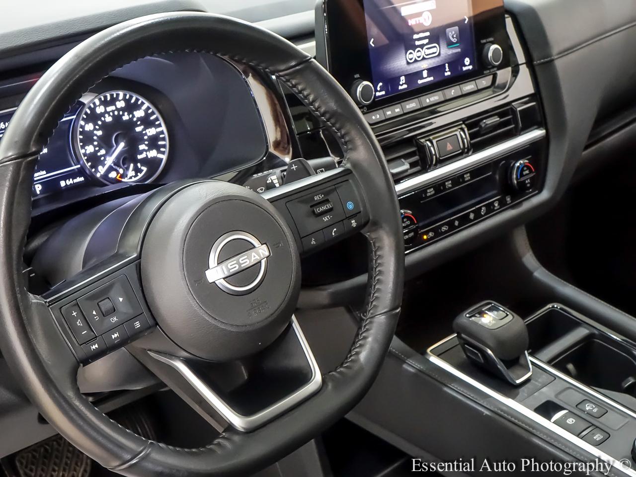 Nissan Pathfinder SV 4WD 2024