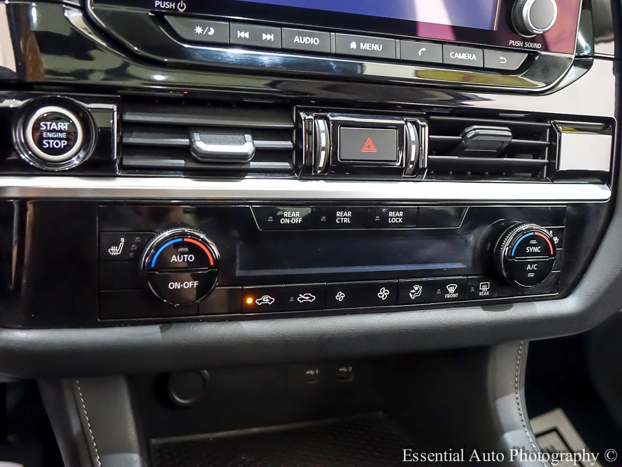 Nissan Pathfinder SV 4WD 2024