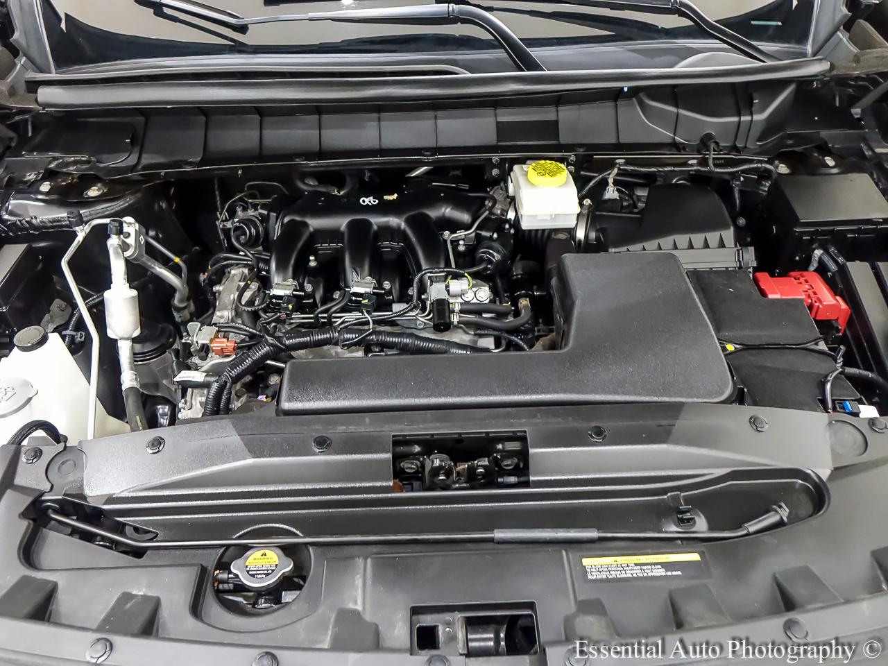 Nissan Pathfinder SV 4WD 2024