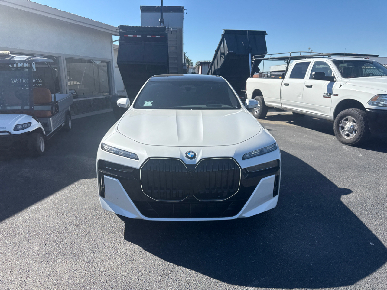 BMW 7-Series 760i xDrive 2024 BMW 7-Series 760i xDrive 2024