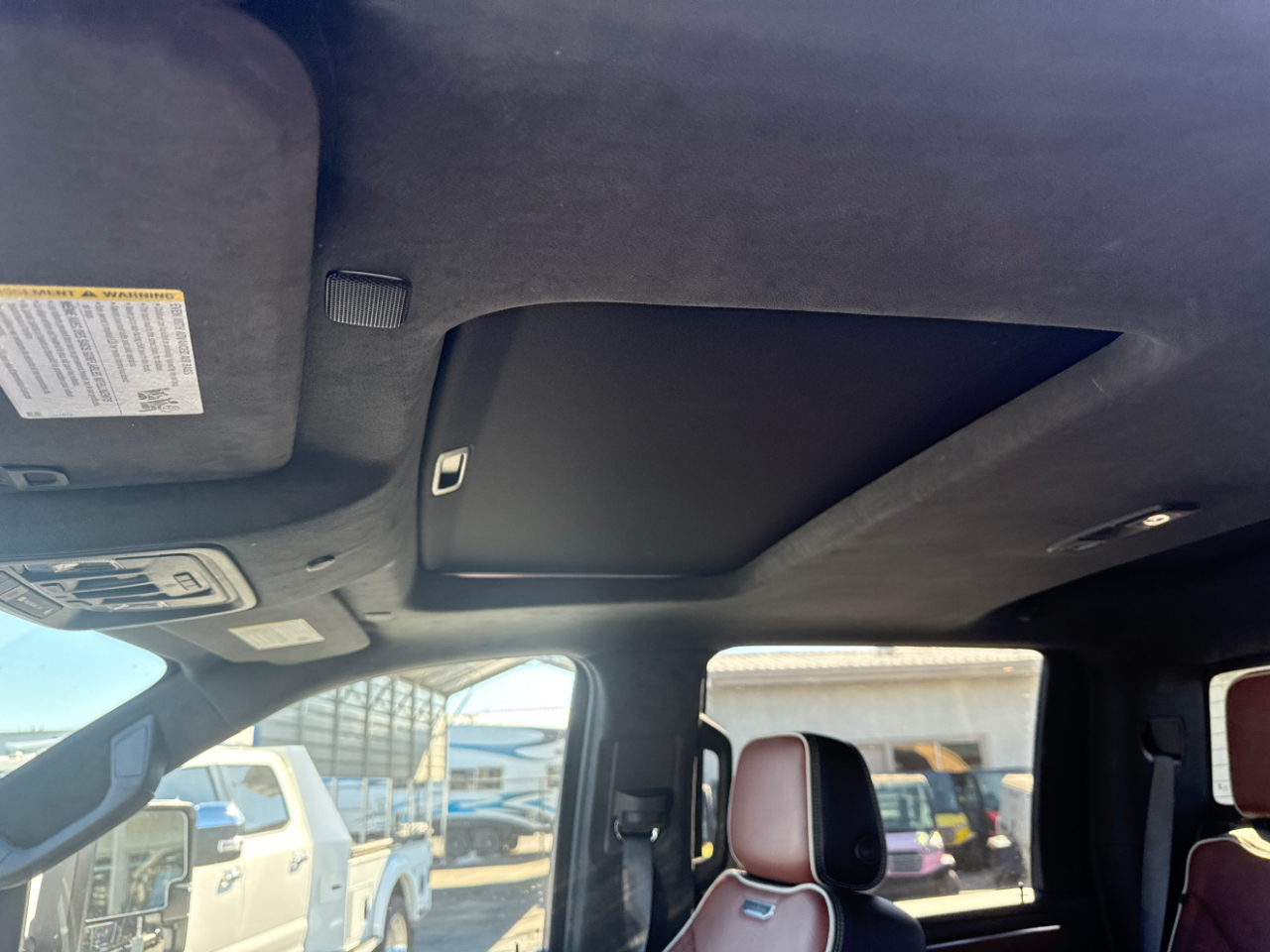 GMC Sierra 2500HD Denali Ultimate Crew Cab 4WD 2025 GMC Sierra 2500HD Denali Ultimate Crew Cab 4WD 2025