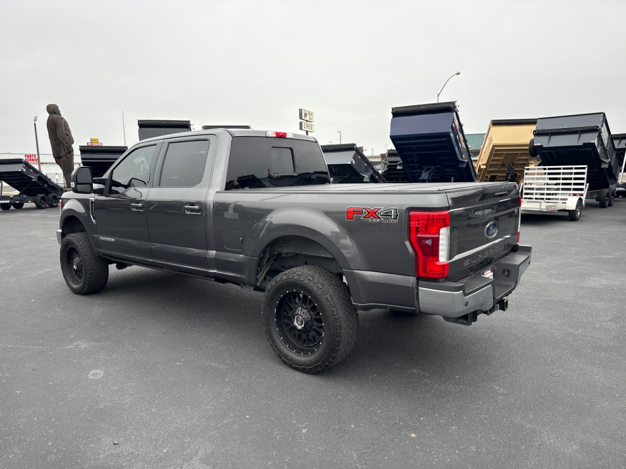Ford F-250 SD Lariat Crew Cab 4WD 2017
