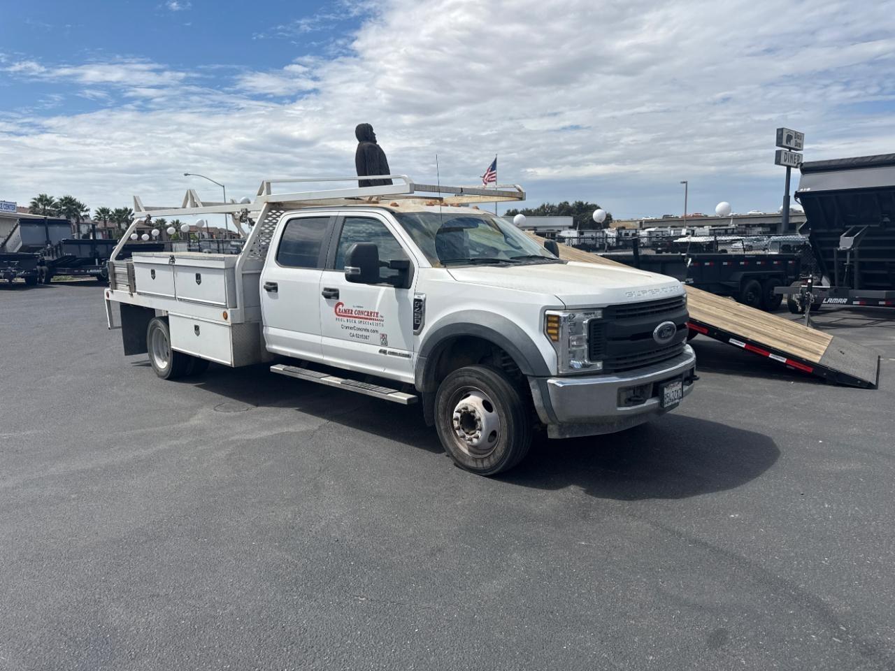 Ford F-450 SD Crew Cab DRW 2WD 2019