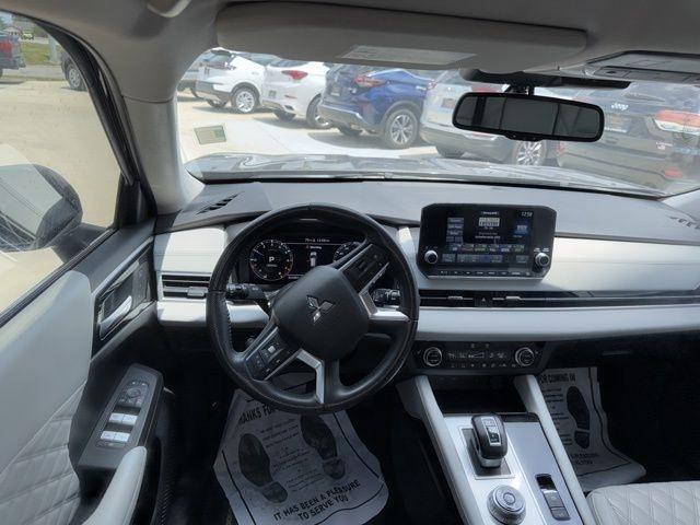 Mitsubishi Outlander SEL S-AWC 2023