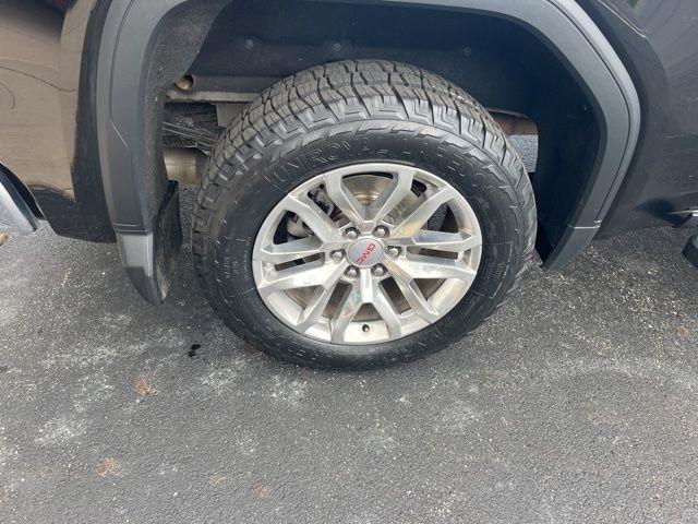 GMC Sierra 1500 Limited 4WD Crew Cab 147" SLT 2022