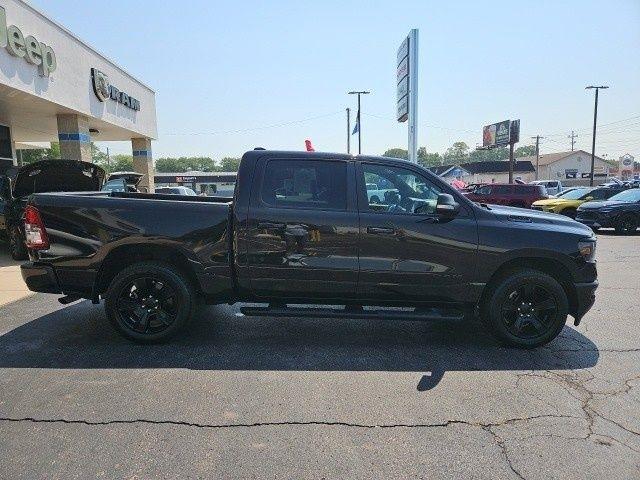 RAM 1500 Big Horn 4x4 Crew Cab 5'7" Box 2022