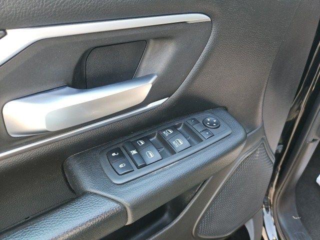 RAM 1500 Big Horn 4x4 Crew Cab 5'7" Box 2022