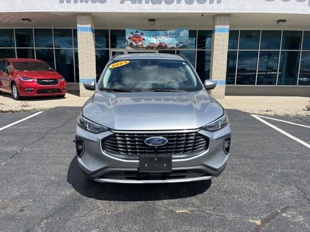 Ford Escape Platinum AWD 2023