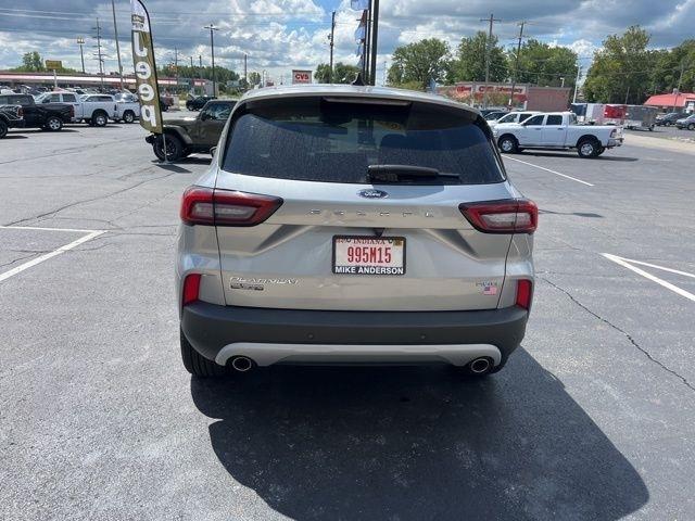 Ford Escape Platinum AWD 2023