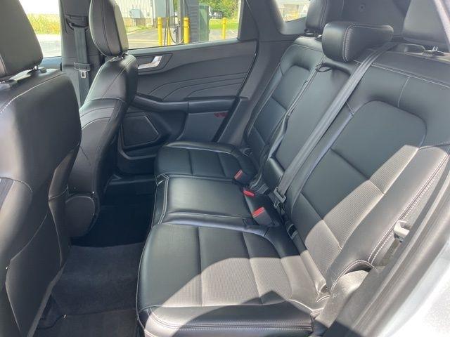 Ford Escape Platinum AWD 2023